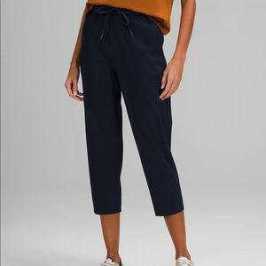 Lululemon on the fly pant
